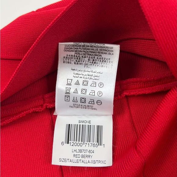 BCBGMAXAZRIA 'Simone' Textured Power Mini Skirt Bodycon (Red Berry) XS - Picture 4 of 4